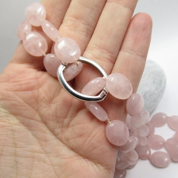 Rose Quartz oval bead necklace - Picture 8 of 11